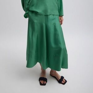 Tibi silk habutai circular seamed skirt, green tea, size 2